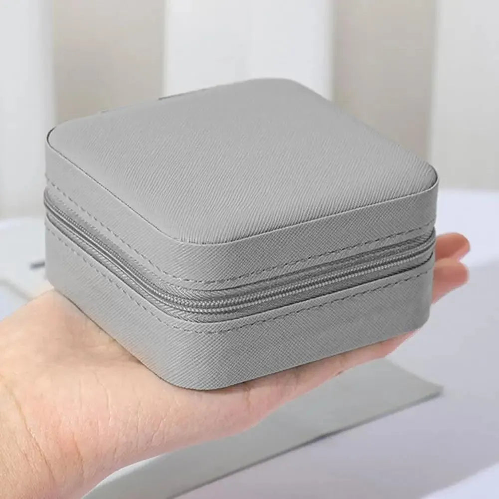 Compact Leather Jewelry Box | Portable Travel Jewelry Organizer | CASOVIX