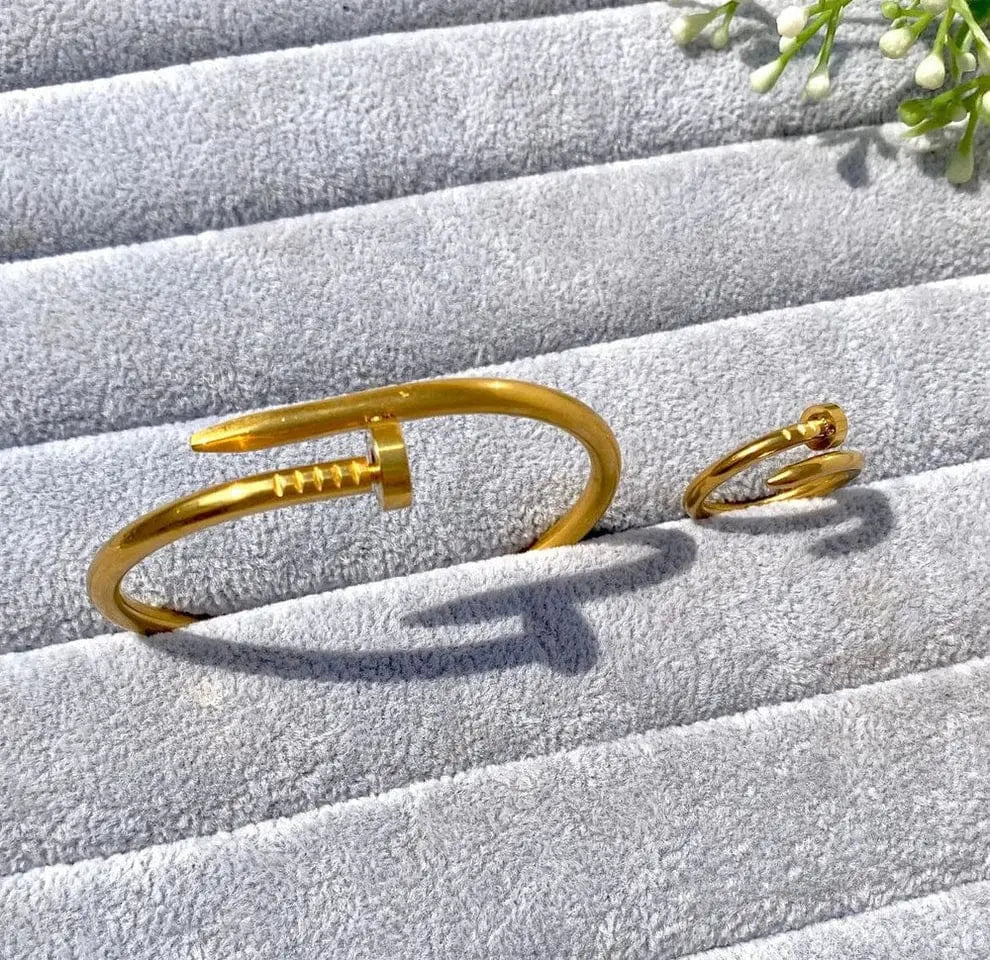 Nail Handcuff Bracelet with Free Ring | Elegant Jewelry Set | CASOVIX